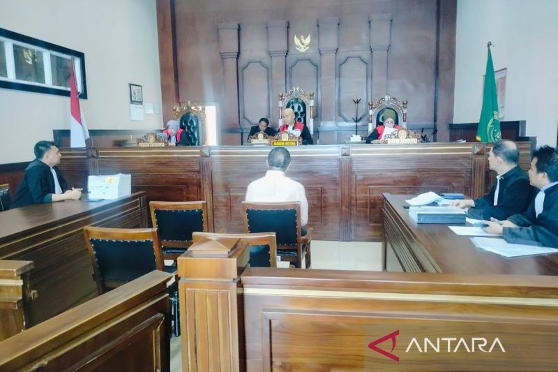 pn-jakut-hadirkan-mantan-polisi-di-sidang-pemalsuan-dokumen-pertanahan