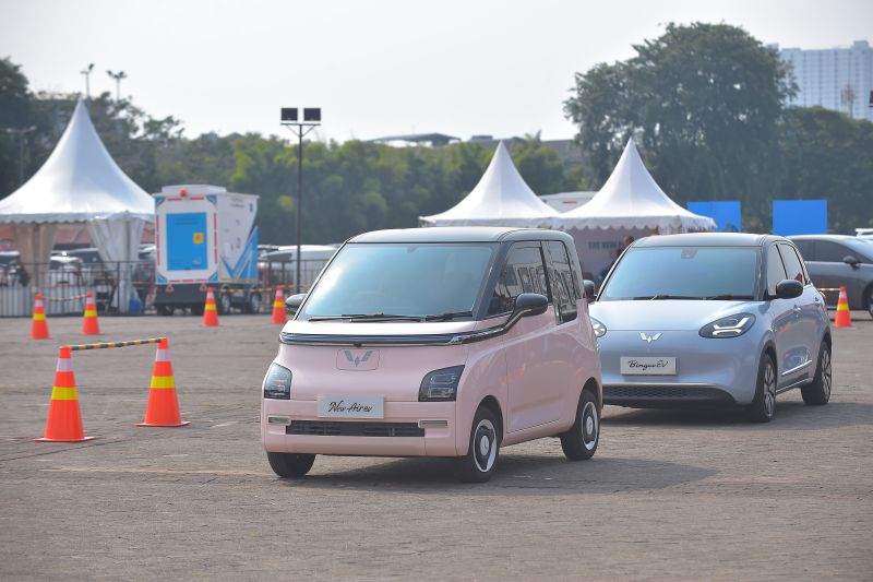 wuling-tawarkan-uang-muka-ringan-hingga-hadiah-mobil-selama-mei-2025
