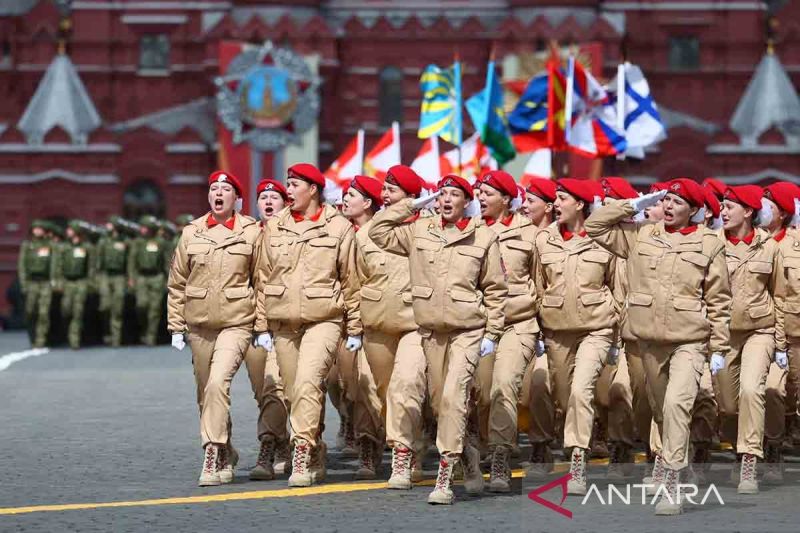 Putin tawarkan Ukraina lanjutkan perundingan damai di Istanbul