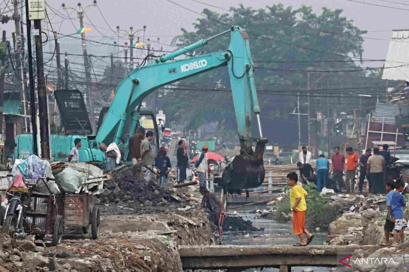 pemkab-bekasi-normalisasi-sungai-usai-penertiban-bangunan-liar