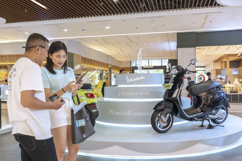piaggio-rayakan-hari-jadi-vespa-ke-79-di-bintaro-xchange-mall