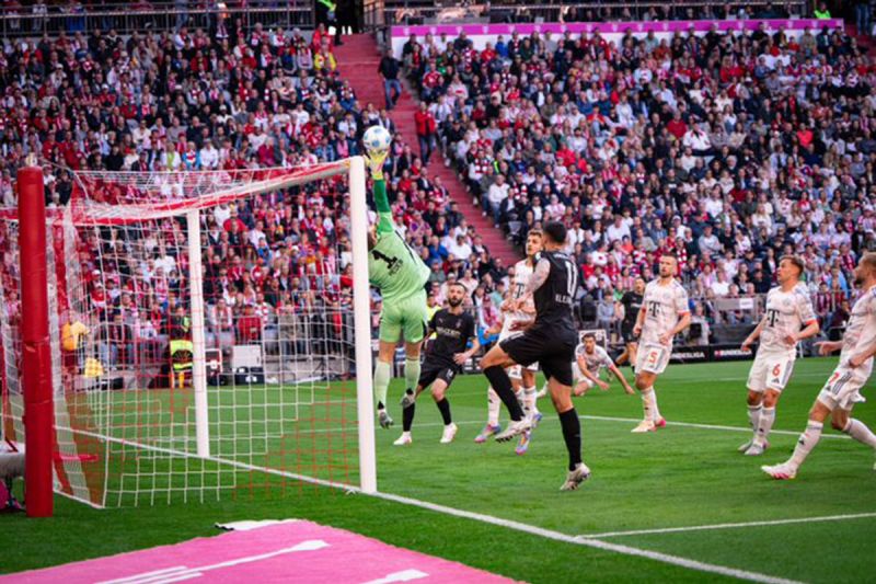 Bayern Muenchen raih kemenangan 2-0 kontra Monchengladbach