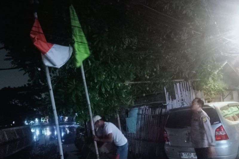 atribut-ormas-di-jakarta-utara-diturunkan
