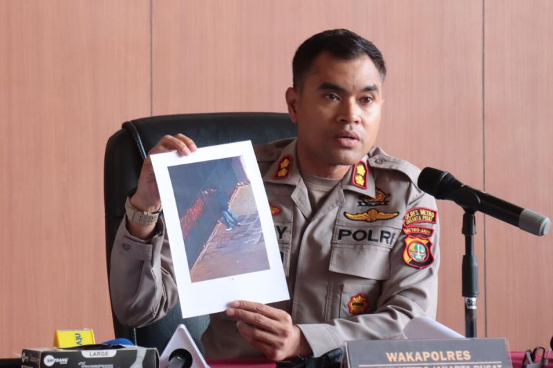 lima-mahasiswa-jadi-tersangka-perusakan-saat-unjuk-rasa-di-dpr