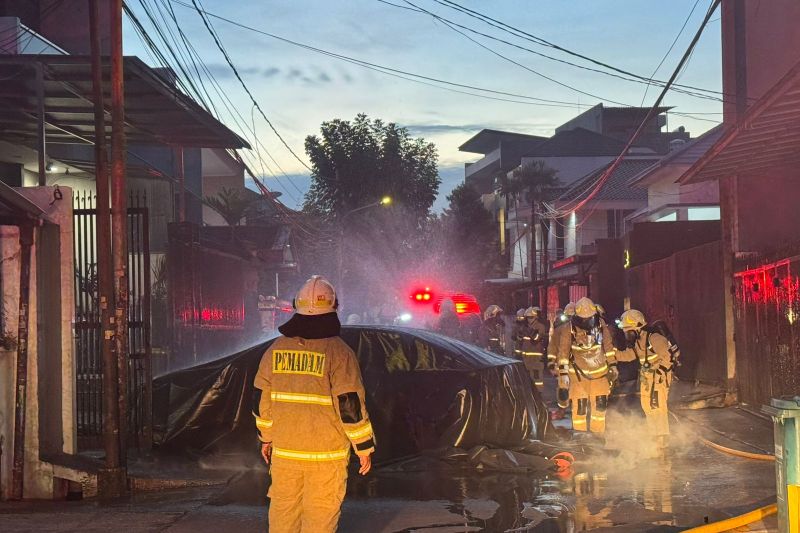 byd-seal-terbakar-di-jakarta-barat-diduga-akibat-baterai