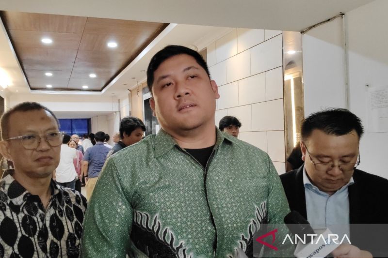 michael-sinaga-datangi-polda-metro-jaya-soal-kasus-ijazah-palsu-jokowi