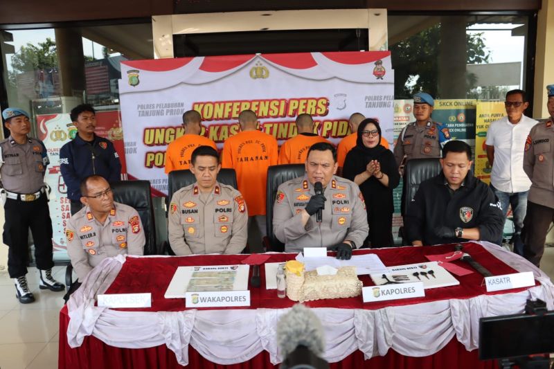 polisi-tangkap-empat-pelaku-pencurian-sepeda-motor-di-jakut