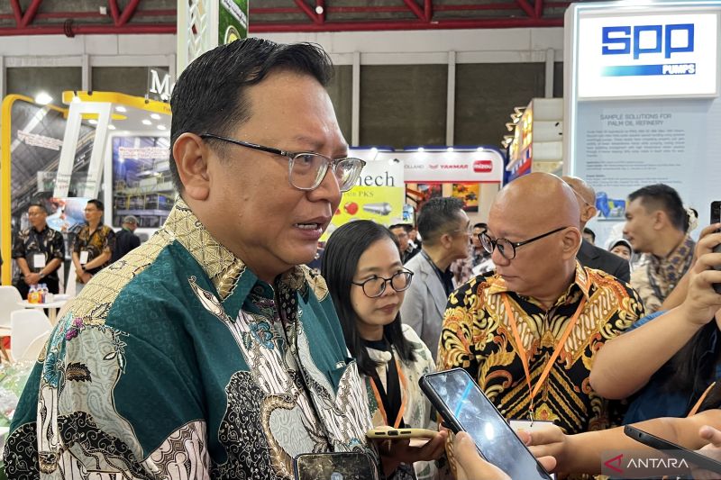 kementan-sdm-dan-teknologi-berimbang-pacu-daya-saing-industri-sawit