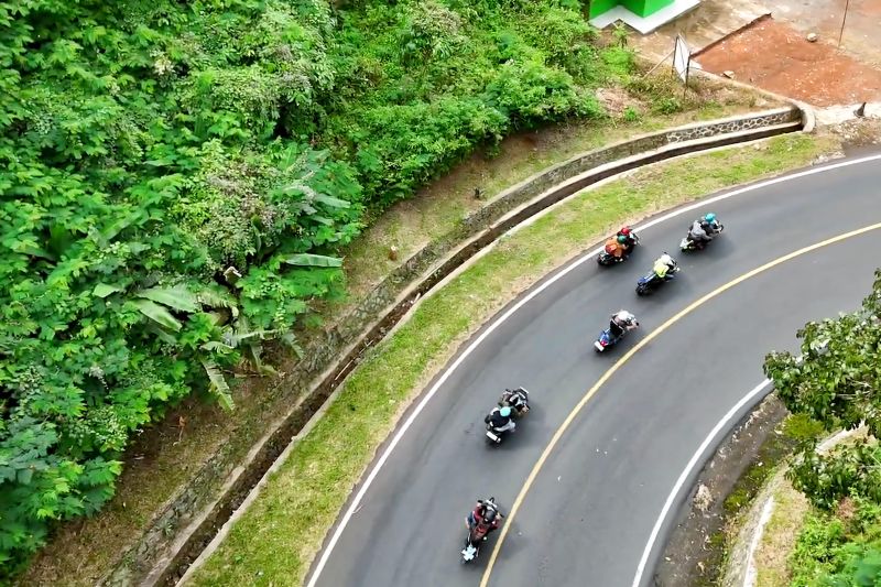 motor-listrik-adora-diuji-dalam-tur-lintas-jawa-barat