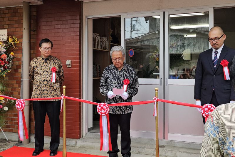 sembilan-umk-binaan-pelindo-tampilkan-kerajinan-unggulan-di-jepang