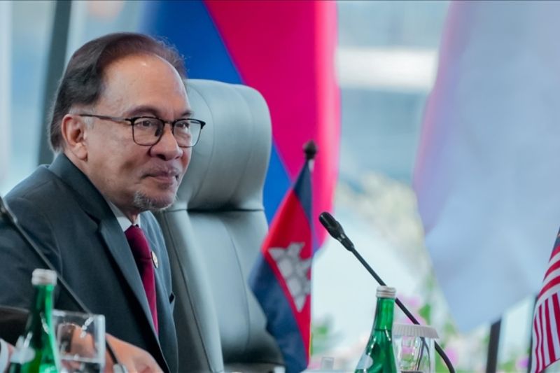 pm-malaysia-angkat-bicara-soal-pengurangan-pegawai-petronas