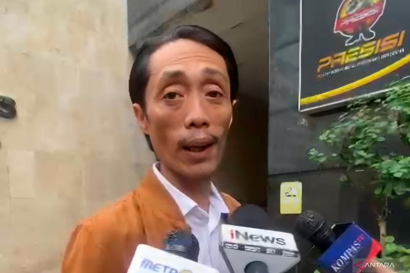 soal-tuduhan-ijazah-jokowi-palsu-kader-psi-datangi-polda-metro-jaya