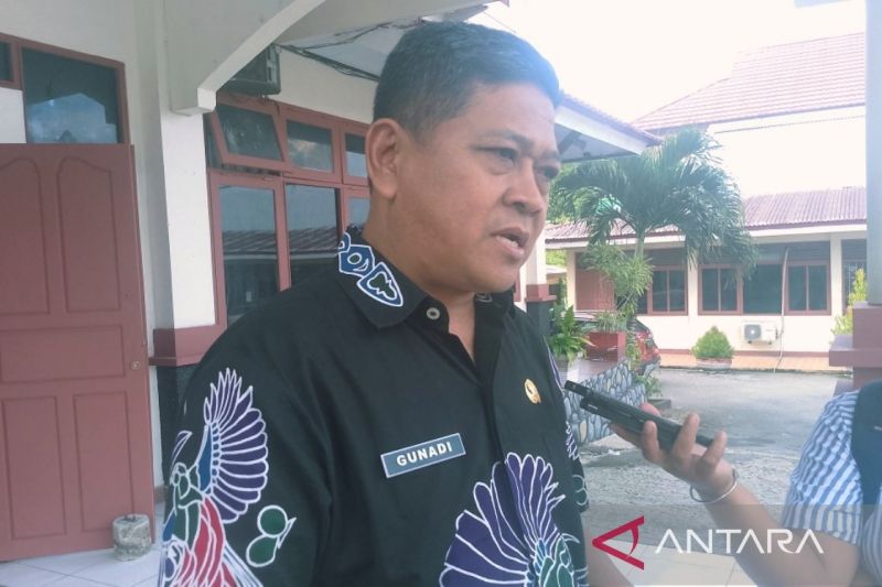 pemkab-biak-papua-alokasikan-rp243-miliar-bayar-gaji-ke-13-asn