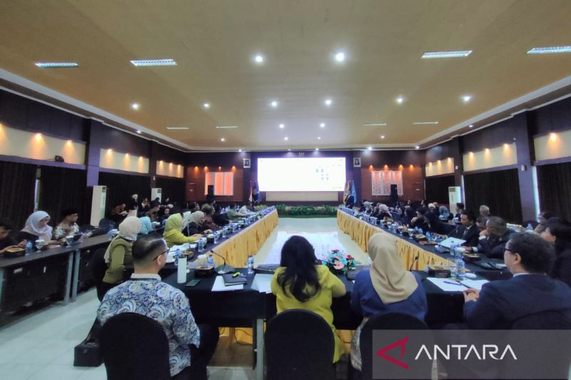 komisi-vii-dorong-penataan-penginapan-guna-lindungi-sektor-pariwisata