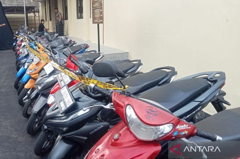 polsek-pesanggrahan-kembalikan-motor-curian-ke-pemilik-secara-gratis