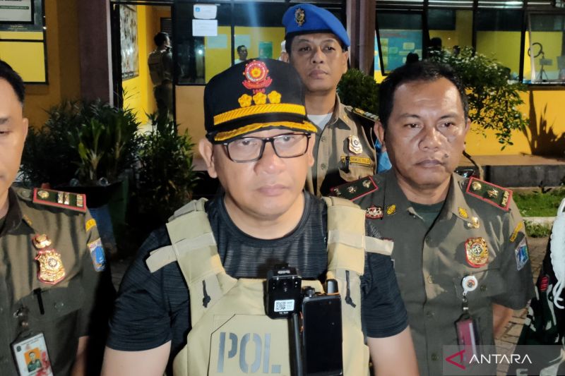 satpol-pp-jakbar-amankan-ribuan-butir-obat-terlarang