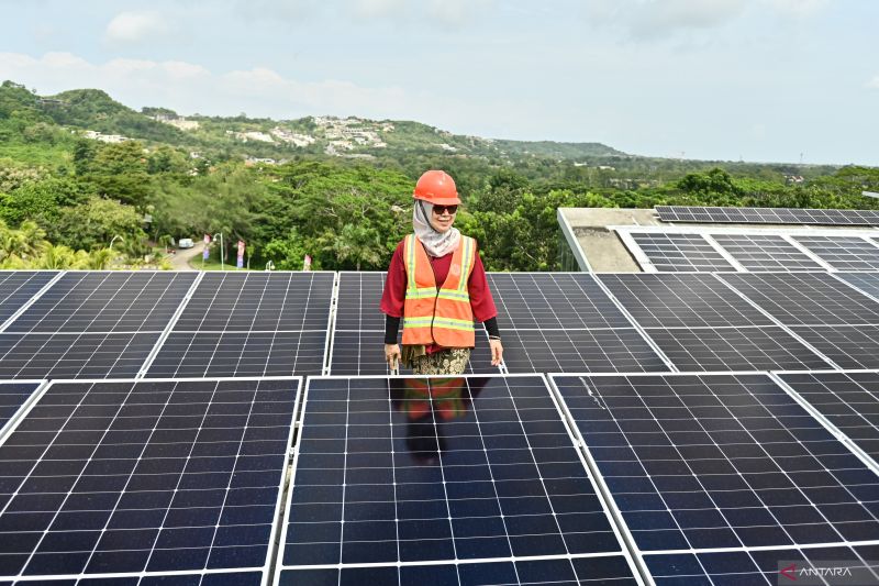 iesr-pemerintah-perlu-pastikan-strategi-capai-target-ruptl-2025-2034