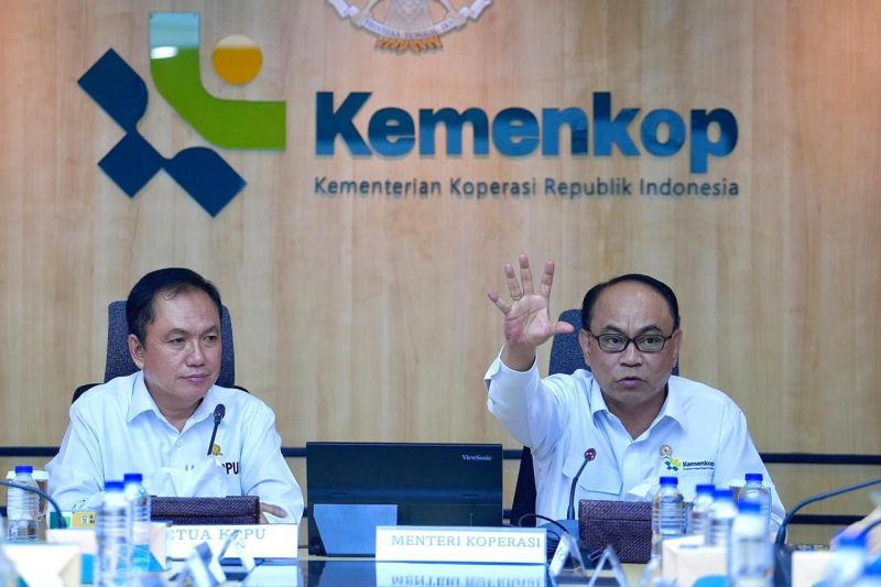 kemenkop-dan-kppu-sepakat-selaraskan-aturan-untuk-kopdes-merah-putih