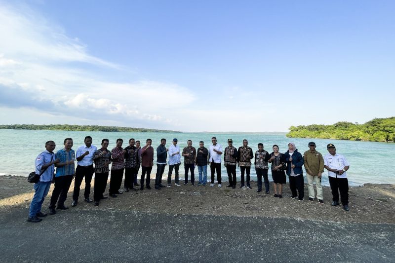 kkp-petakan-lahan-rote-ndao-untuk-sentra-garam-industri
