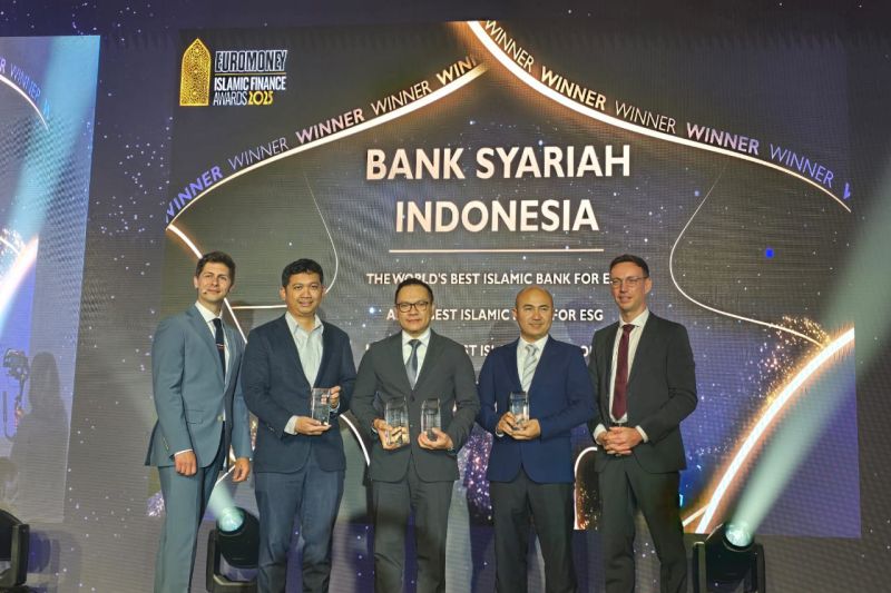 bsi-raih-4-penghargaan-pada-euromoney-islamic-finance-award-2025
