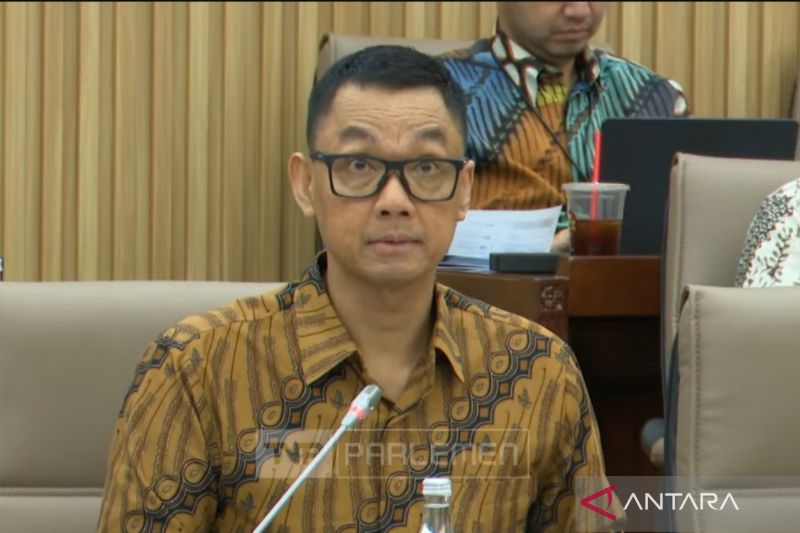pln-lakukan-sejumlah-langkah-hadapi-pelemahan-rupiah