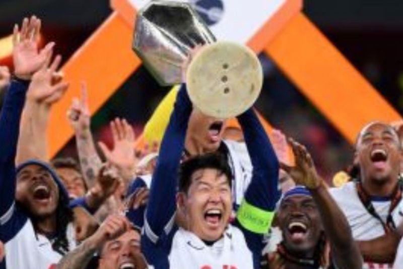 tottenham-juara-liga-eropa-2025-berikut-koleksi-gelarnya-hingga-kni