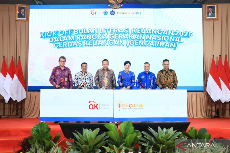 ojk-luncurkan-bulan-literasi-keuangan-2025