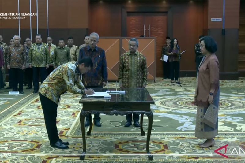 sri-mulyani-lantik-dirjen-pajak-dan-dirjen-bea-cukai-baru