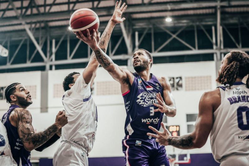 IBL 2025 - Rans Simba taklukkan Tangerang Hawks 99-86