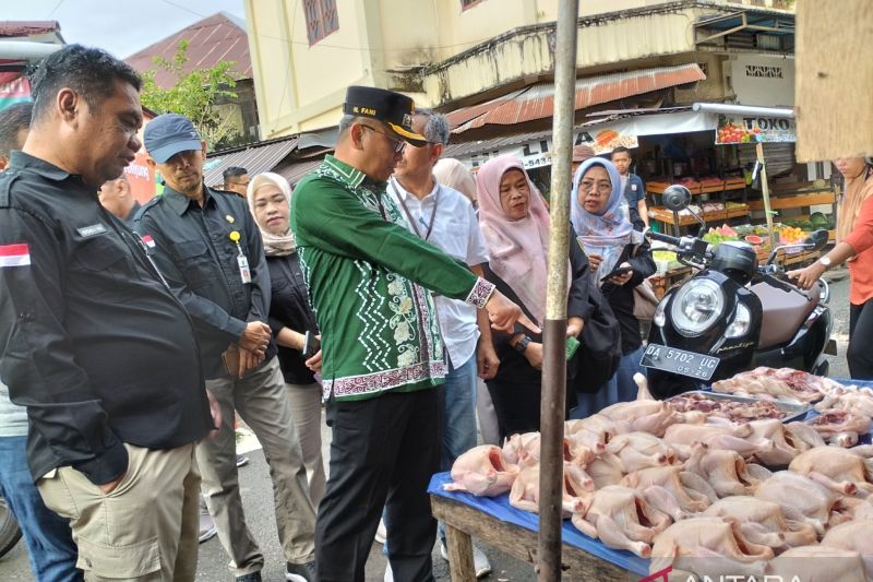 Bupati Tabalong berkomitmen tingkatkan daya beli masyarakat