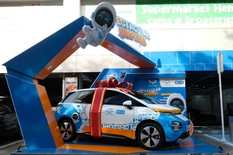 wuling-dan-electroninc-city-siap-bagikan-new-cloud-ev-lite