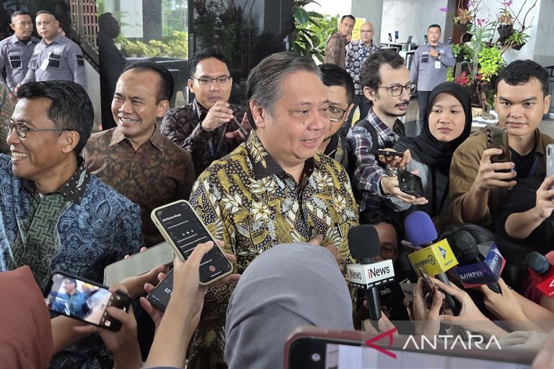 airlangga-pastikan-dirjen-bea-cukai-djaka-budi-bukan-anggota-tni-aktif