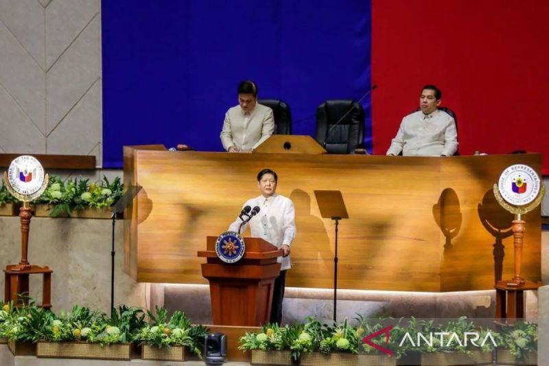 Presiden Filipina perintahkan semua menteri mengundurkan diri