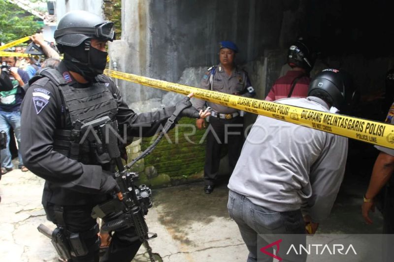 Densus 88 ungkap peran terduga teroris yang ditangkap di Bogor