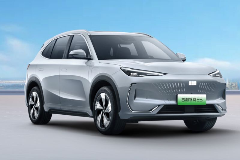 geely-galaxy-e5-tambahkan-varian-jangkauan-610-km