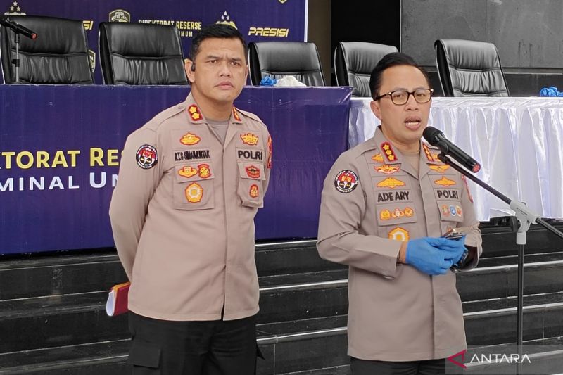 seorang-pria-dan-teman-wanitanya-disiram-air-keras-di-jakarta-pusat