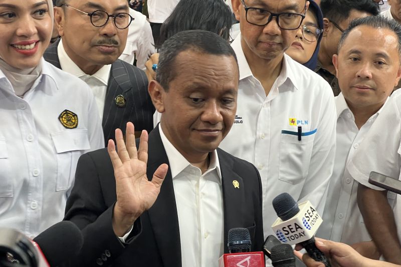 Menteri ESDM masih pelajari diskon tarif listrik 50 persen