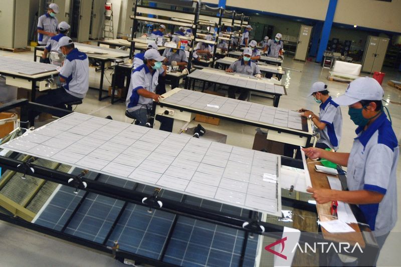 Panel surya asal Indonesia catat transaksi Rp693 miliar di Brasil