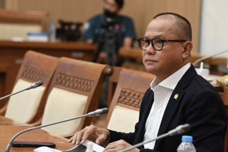 Komisi XII DPR dukung pemerintah kurangi impor BBM dari Singapura