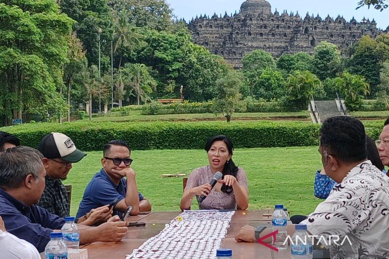kemarin-pasang-lift-di-borobudur-hingga-angga-raka-jadi-komut-telkom