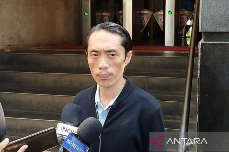 kader-psi-bawa-bukti-tambahan-dalam-kasus-dugaan-ijazah-palsu-jokowi