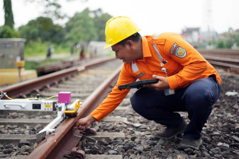 kai-cirebon-optimalkan-alat-tgt-guna-deteksi-gangguan-di-jalur-rel