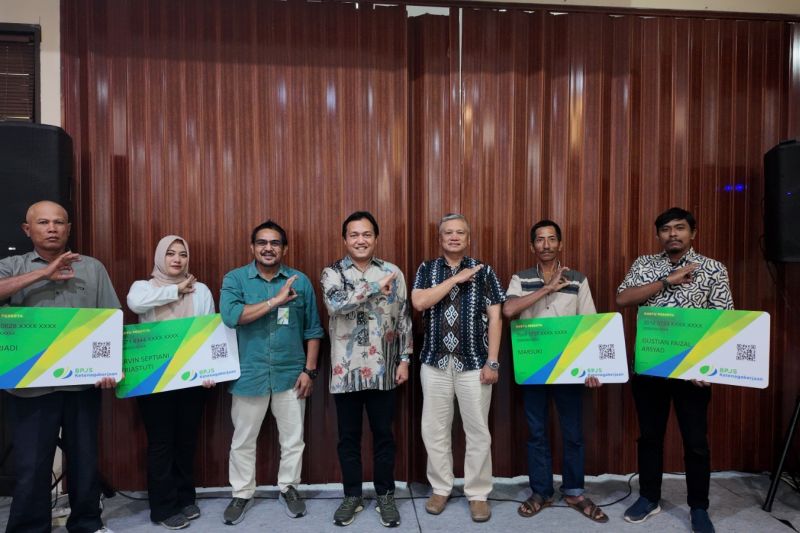 sgn-daftarkan-tenaga-tebang-dan-harian-lepas-ke-jamsostek
