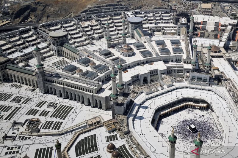 Makkah perpendek jarak adzan dan iqamah selama musim Haji