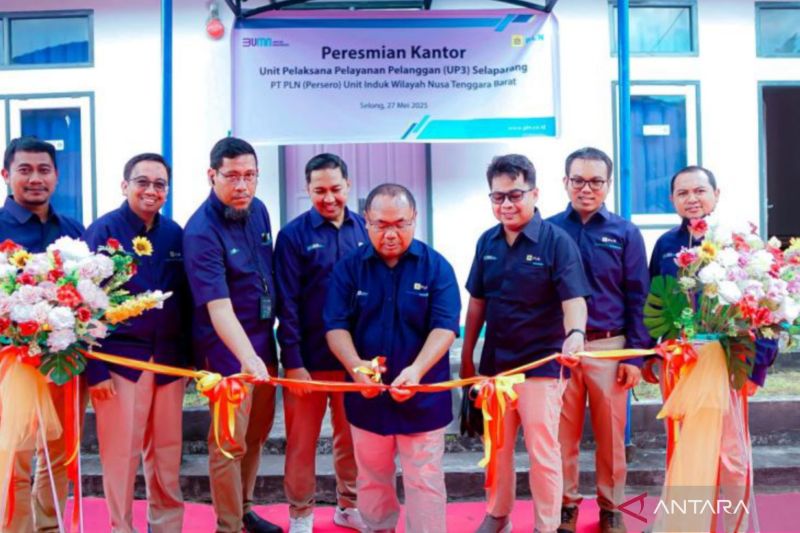 pln-ntb-resmikan-up3-selaparang-ulp-gerung-dan-ulp-kopang