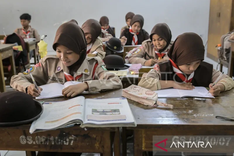 Amnesty Internasional Indonesia dukung putusan MK sekolah gratis