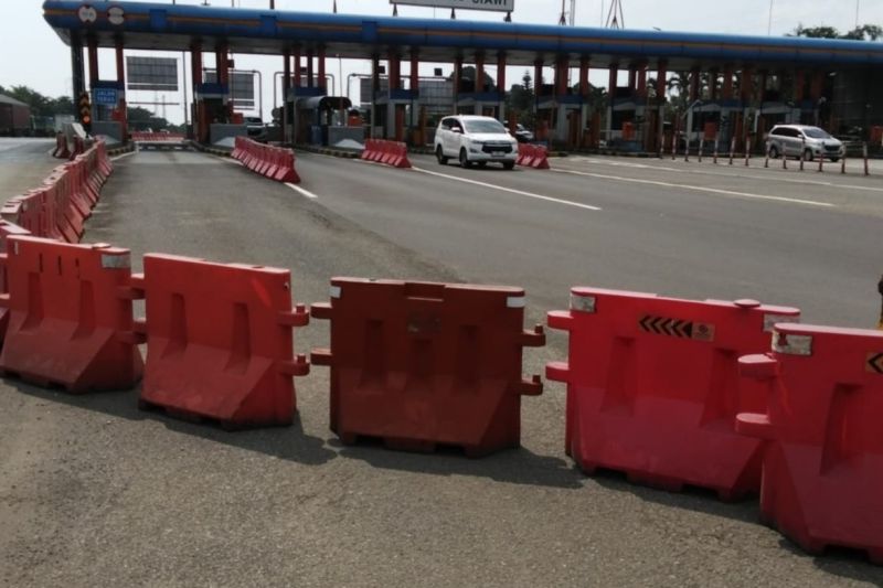 penerapan-contraflow-di-ruas-tol-jagorawi-arah-puncak-dihentikan