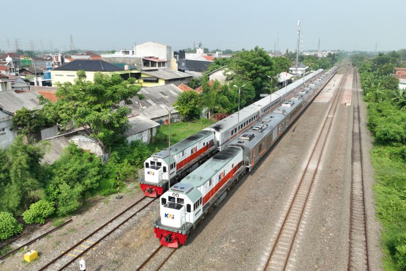 KAI Jakarta mengoperasikan sembilan kereta api tambahan bulan depan 