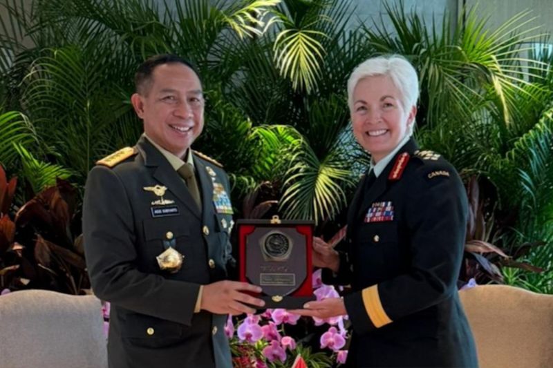 Panglima perkuat hubungan bilateral dengan hadiri KTT SLD di Singapura