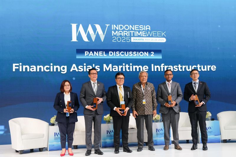 bank-mandiri-dukung-pertumbuhan-sektor-maritim-nasional-lewat-imw-2025